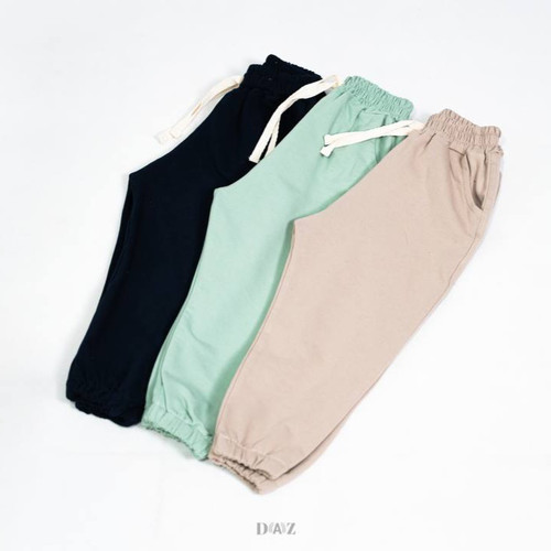 جزئیات شلوار بچگانه