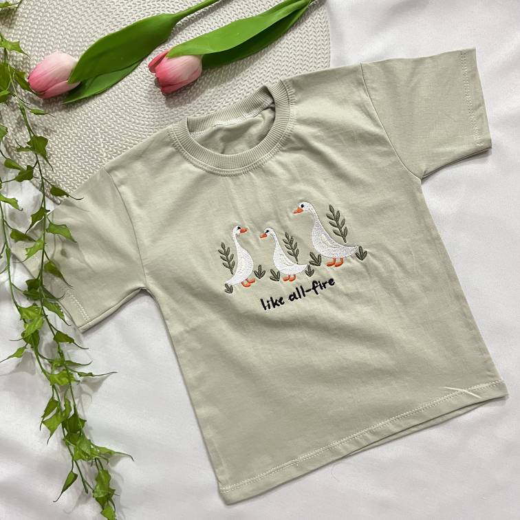 تیشرت تک دخترانه جنس نخ پنبه طرح اردک / سایز 40 تا 55